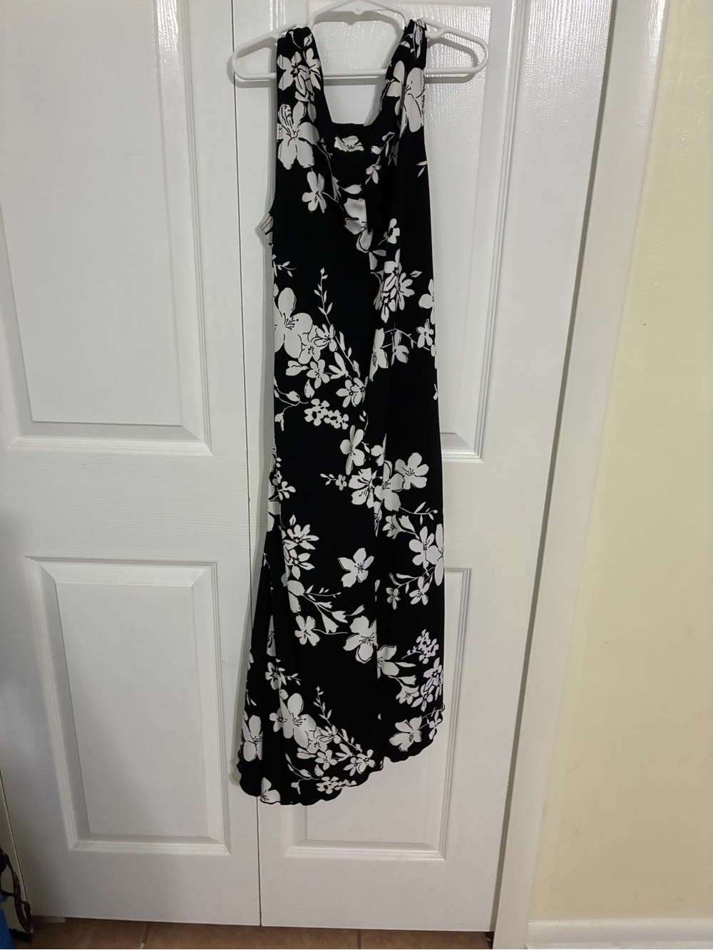Venus Black & White Floral Sleeveless Wrap Dress large - Picture 5 of 5